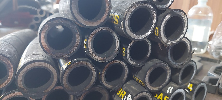 شیلنگ هیدرولیک چهار لایه سیم با سرشیلنگی مستقیم فلنج بیلی کد62 کلاس 6000 دارای گواهی تست